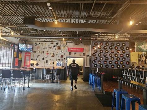 lucky's 777 holbrook ma|restaurants holbrook ma.